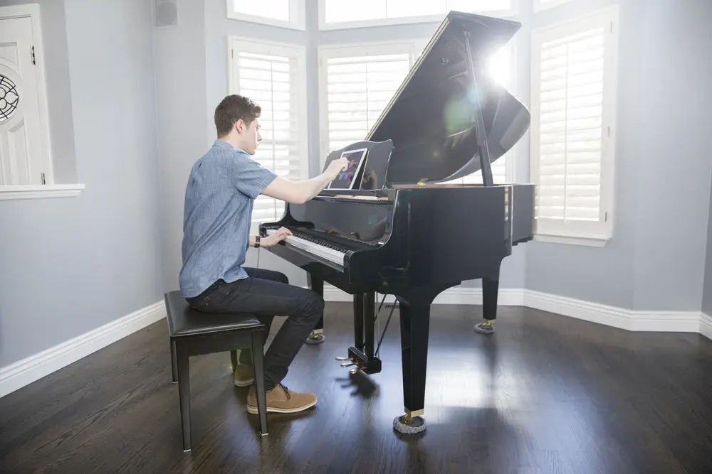 چرا پیانو ساز مادر است؟