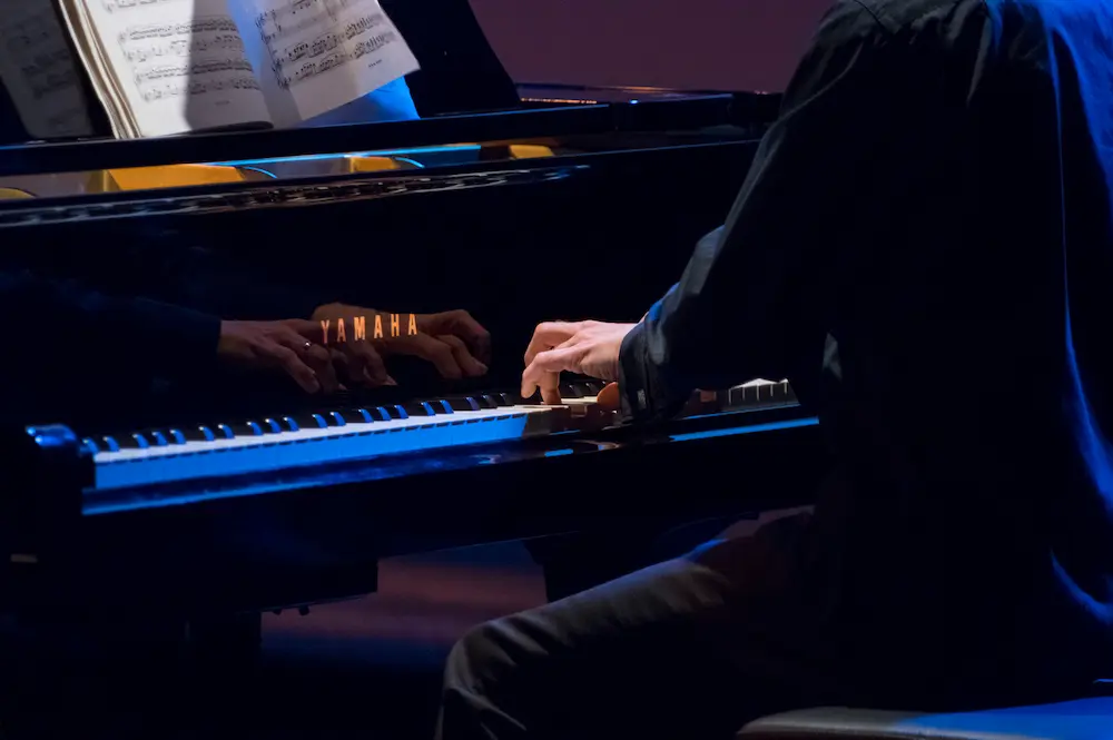 تمیز کردن و نگهداری پیانو